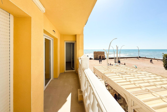 Resale - Flat - Torrevieja - La Mata pueblo