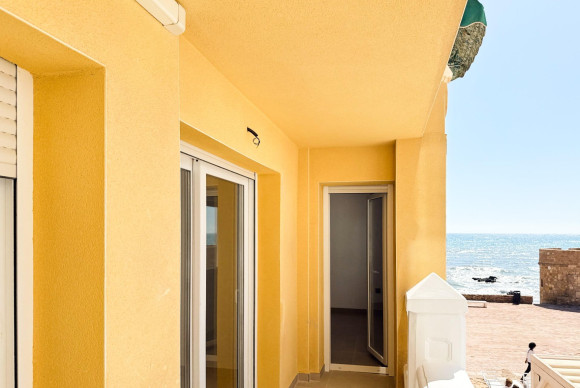 Resale - Flat - Torrevieja - La Mata pueblo