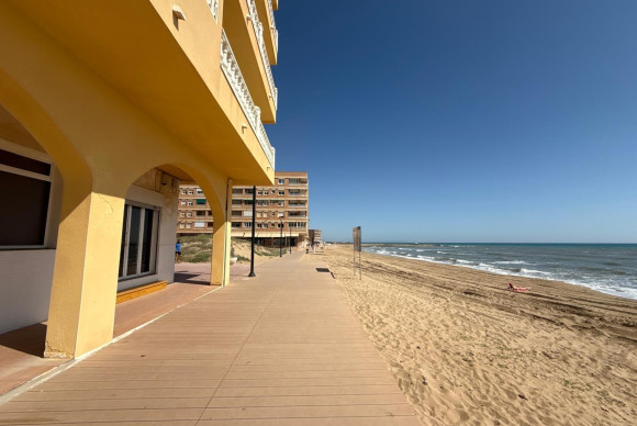 Resale - Flat - Torrevieja - La Mata pueblo