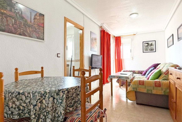 Reventa - Apartamento / piso - Torrevieja