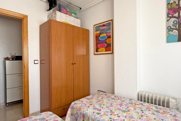Reventa - Apartamento / piso - Torrevieja