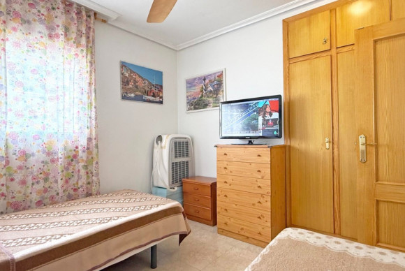 Reventa - Apartamento / piso - Torrevieja
