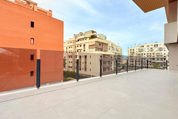Resale - Apartment  - Alicante - Playa San Juan