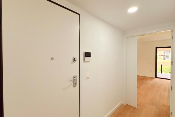 Resale - Apartment  - Alicante - Playa San Juan