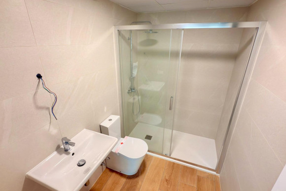 Resale - Apartment  - Alicante - Playa San Juan