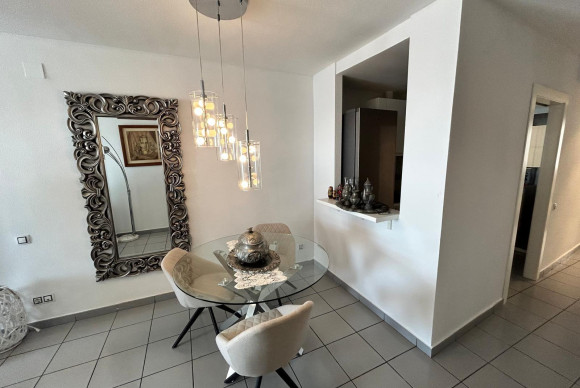 Resale - Apartment  - Benidorm - Rincon de Loix Cruz