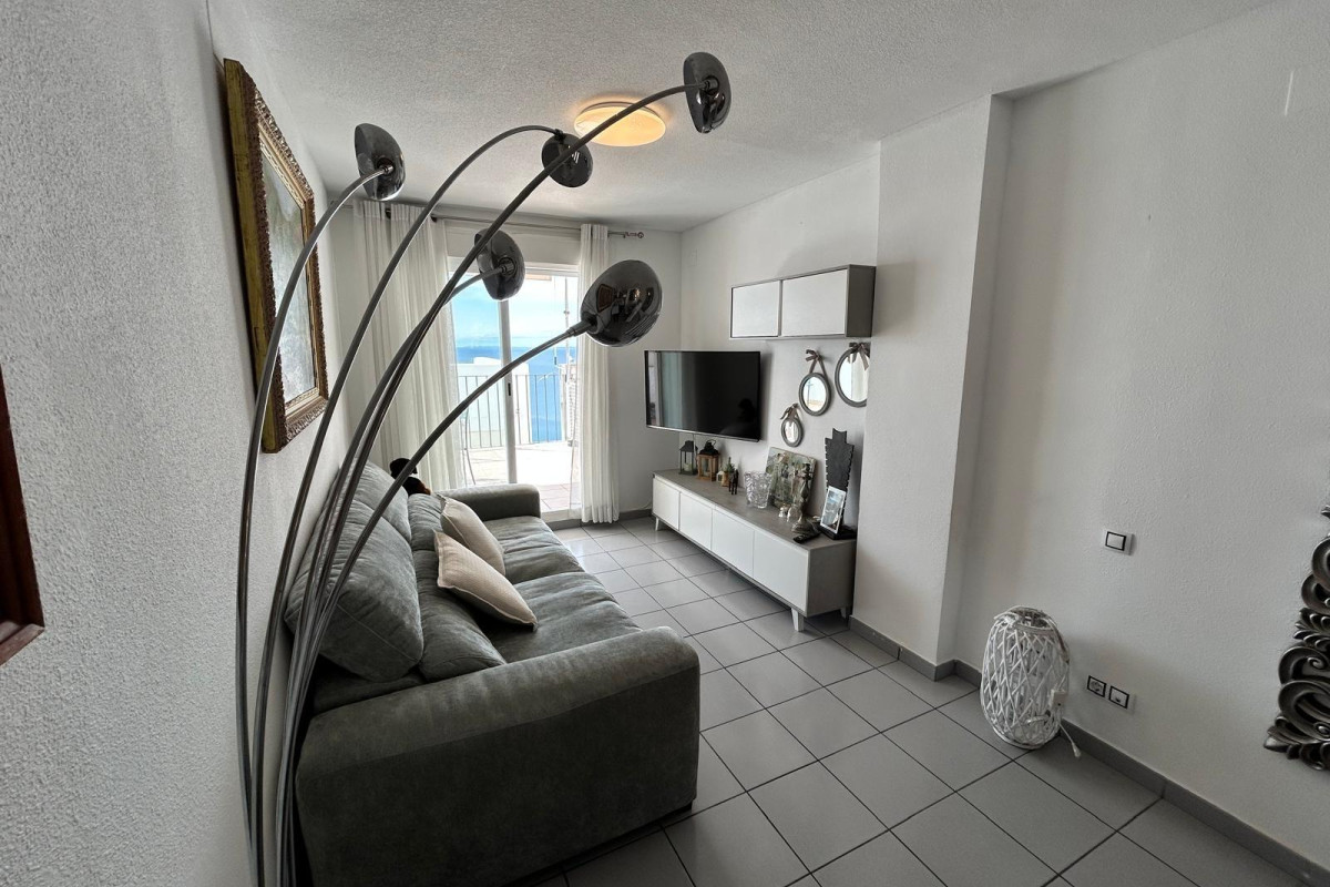 Resale - Apartment  - Benidorm - Rincon de Loix Cruz