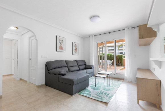 Resale - Apartment  - Orihuela Costa - Playa Flamenca