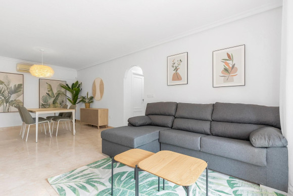Resale - Apartment  - Orihuela Costa - Playa Flamenca
