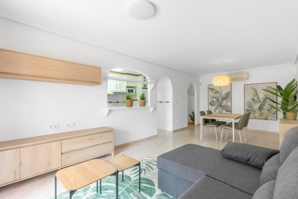 Resale - Apartment  - Orihuela Costa - Playa Flamenca