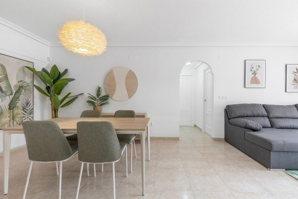 Resale - Apartment  - Orihuela Costa - Playa Flamenca