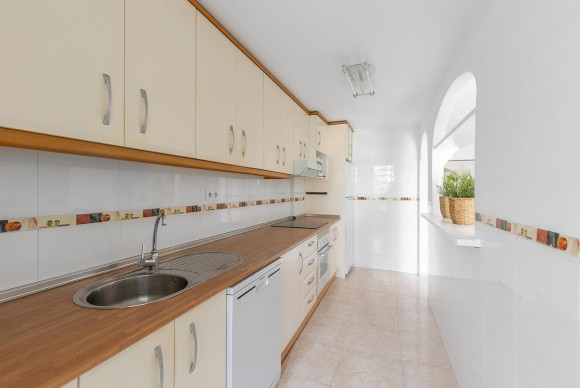 Resale - Apartment  - Orihuela Costa - Playa Flamenca