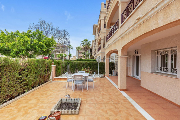 Resale - Apartment  - Orihuela Costa - Playa Flamenca
