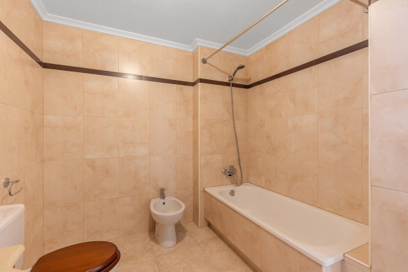 Resale - Apartment  - Orihuela Costa - Playa Flamenca