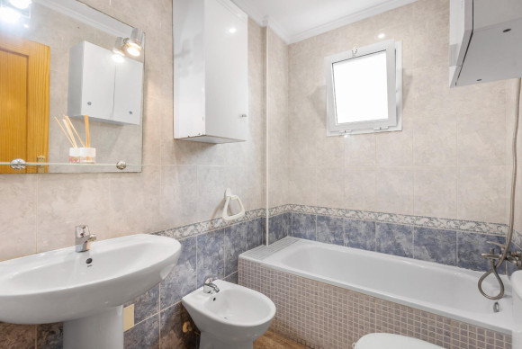 Reventa - Apartamento / piso - Torrevieja - Centro