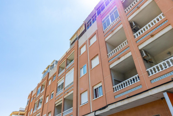 Reventa - Apartamento / piso - Torrevieja - Centro