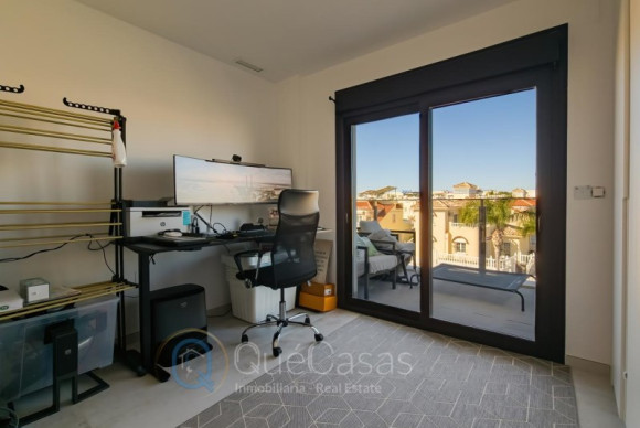 Resale - Apartment  - Orihuela Costa