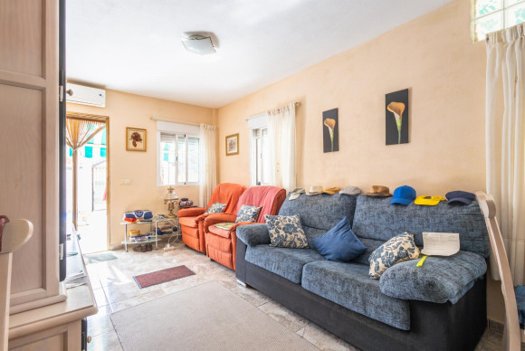 Reventa - House - Torrevieja - torreta III