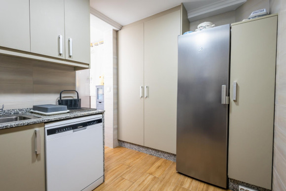 Herverkoop - Appartement  - Torrevieja - Playa del Acequión