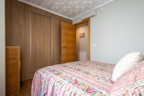 Herverkoop - Appartement  - Torrevieja - Playa del Acequión
