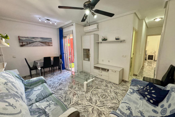 Herverkoop - Appartement  - Torrevieja - Playa del Cura