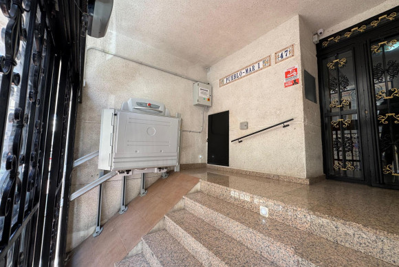 Herverkoop - Appartement  - Torrevieja - Playa del Cura