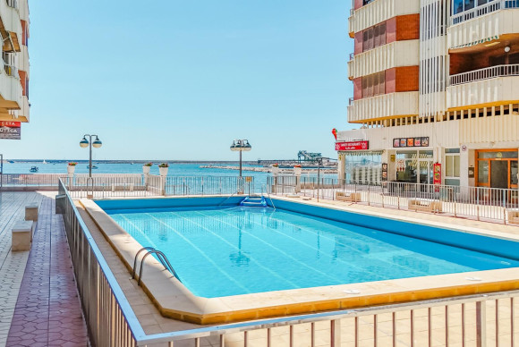 Herverkoop - Appartement  - Torrevieja - Playa de La Acequion