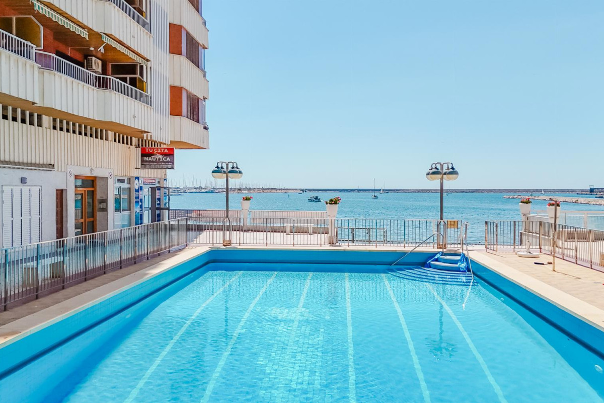 Herverkoop - Appartement  - Torrevieja - Playa de La Acequion