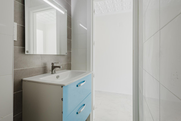 Herverkoop - Appartement  - Torrevieja - Playa de La Acequion