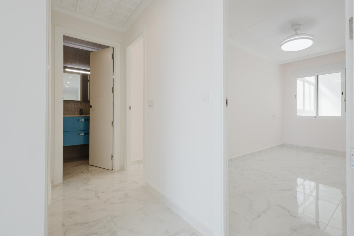 Herverkoop - Appartement  - Torrevieja - Playa de La Acequion