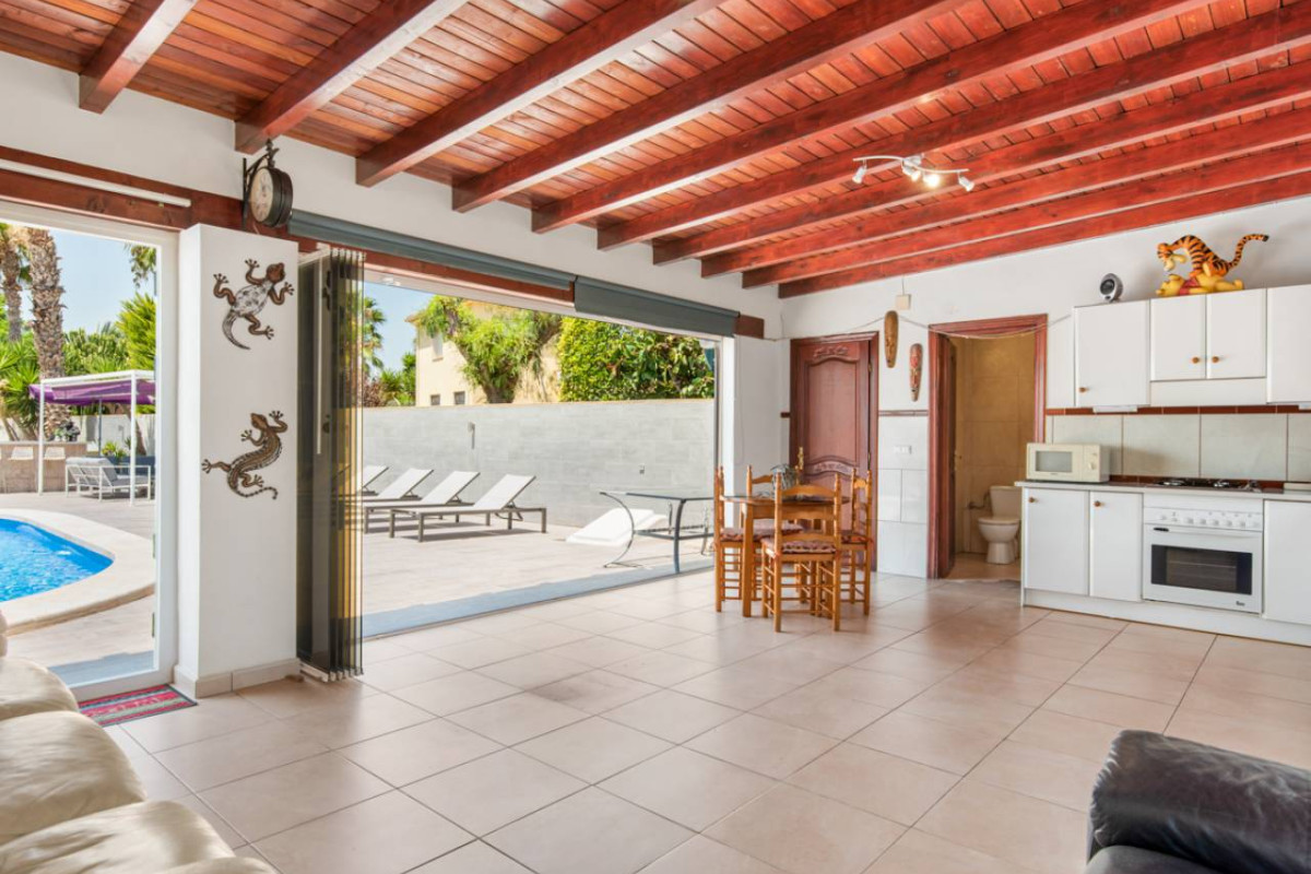 Resale - Finca / Country Property - Catral