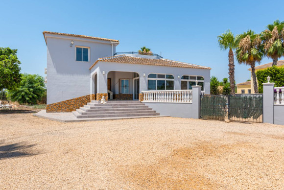 Resale - Finca / Country Property - Catral