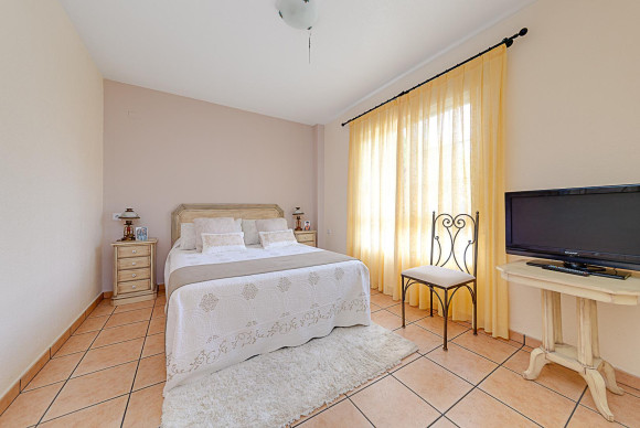 Reventa - House - Torrevieja - La veleta