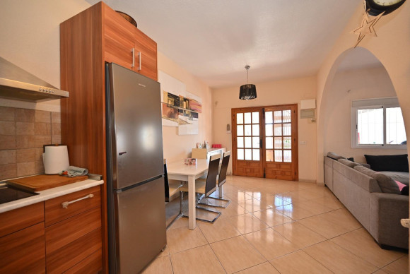Revente - House - Torrevieja - Los Balcones