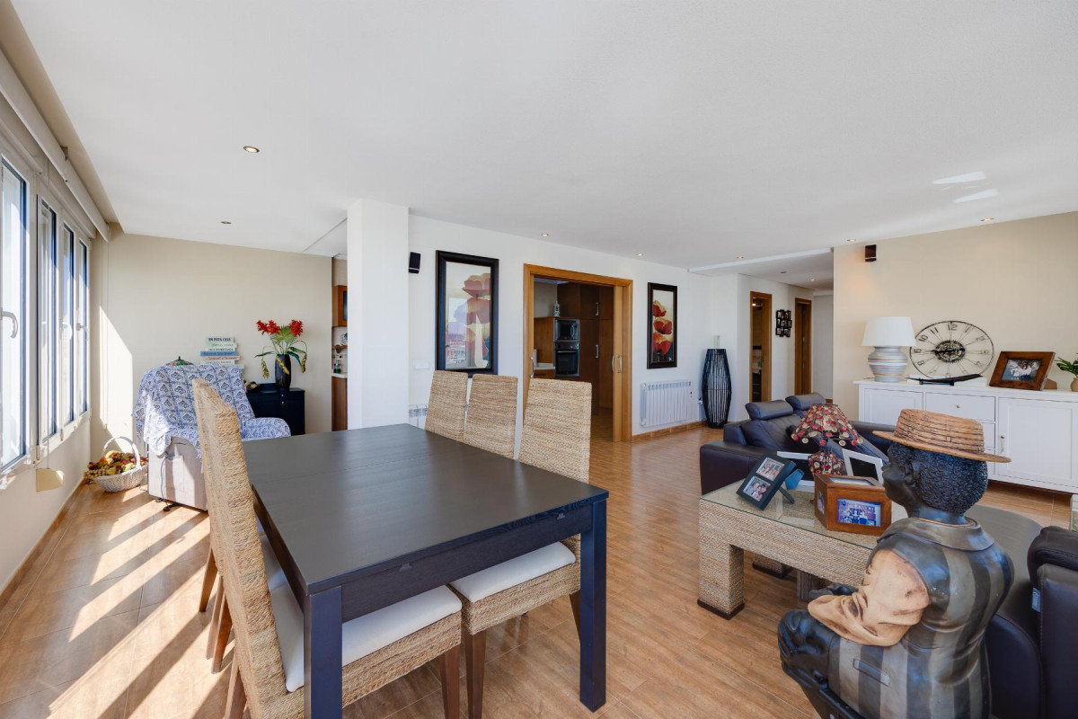 Revente - Appartement - Torrevieja - Playa Acequion