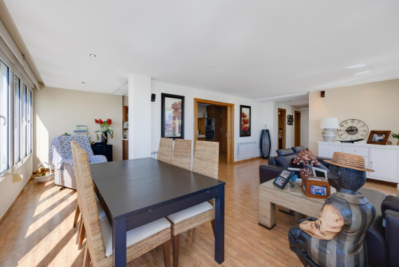 Revente - Appartement - Torrevieja - Playa Acequion