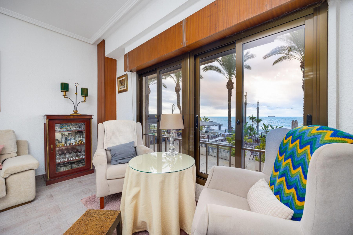 Herverkoop - Appartement  - Torrevieja - Piscinas naturales