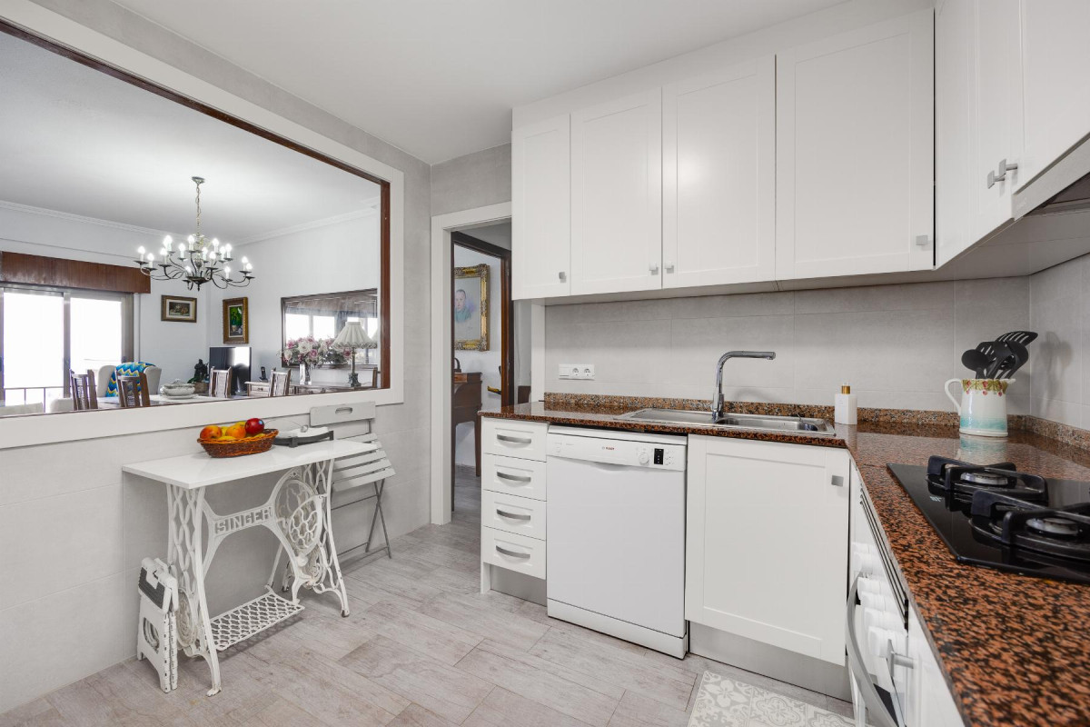 Herverkoop - Appartement  - Torrevieja - Piscinas naturales