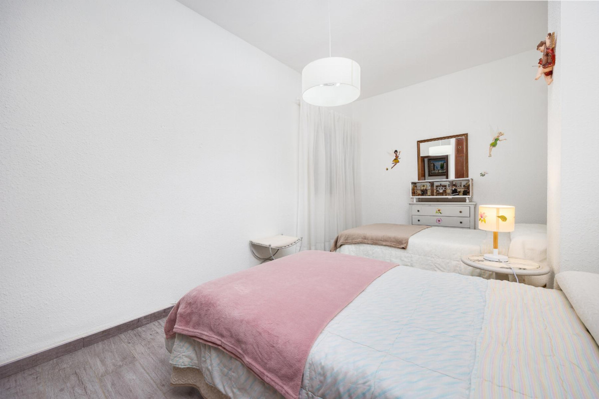 Herverkoop - Appartement  - Torrevieja - Piscinas naturales