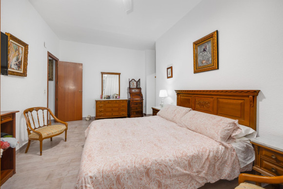 Reventa - Apartamento / piso - Torrevieja - Piscinas naturales