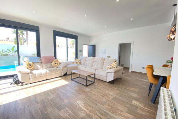 Reventa - House - Orihuela Costa - Villamartín