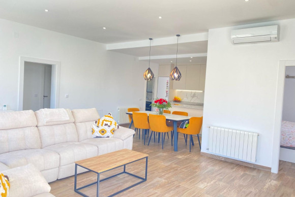 Reventa - House - Orihuela Costa - Villamartín