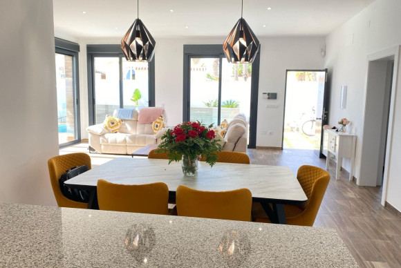 Reventa - House - Orihuela Costa - Villamartín