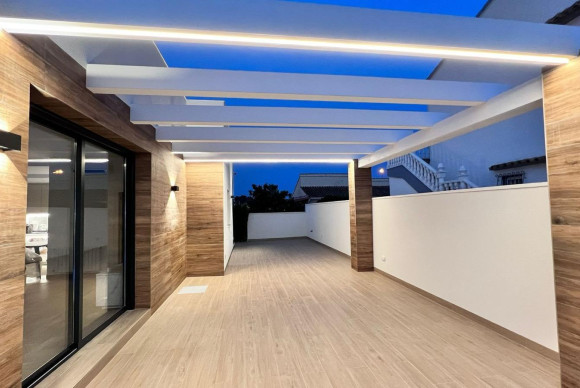 Reventa - House - Orihuela Costa - Villamartín