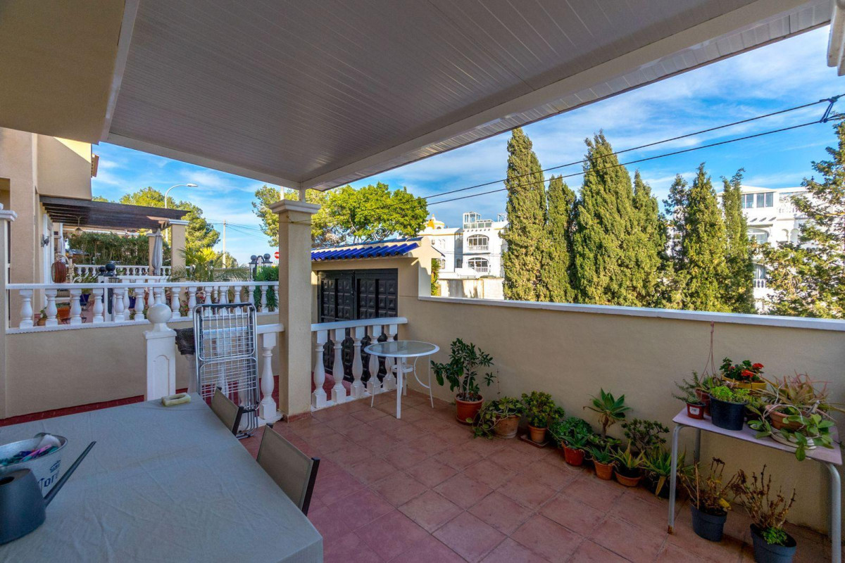 Revente - House - Orihuela Costa - Las Filipinas
