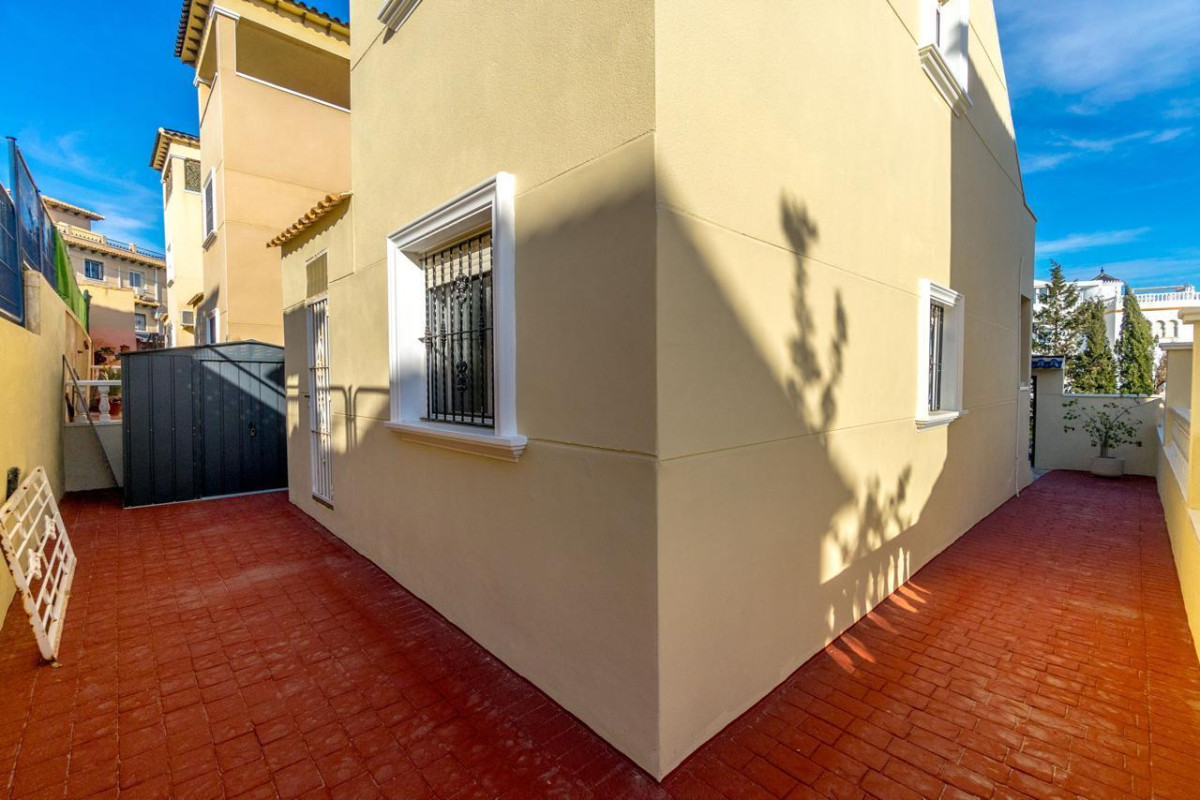 Revente - House - Orihuela Costa - Las Filipinas
