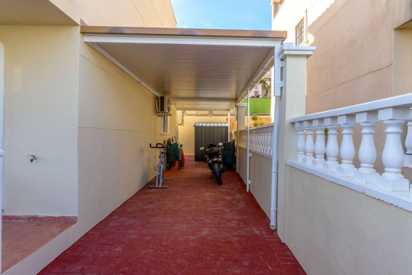 Revente - House - Orihuela Costa - Las Filipinas