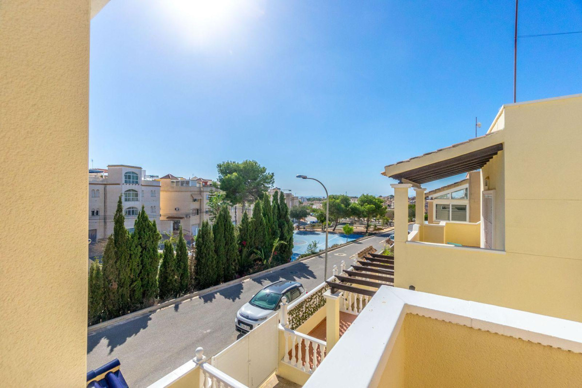 Revente - House - Orihuela Costa - Las Filipinas