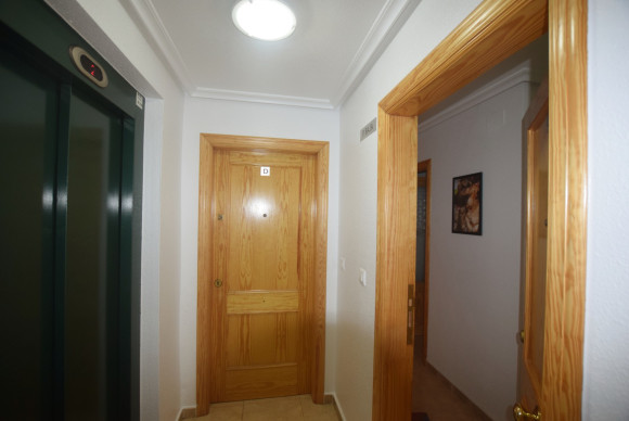 Reventa - Apartamento / piso - Formentera del Segura