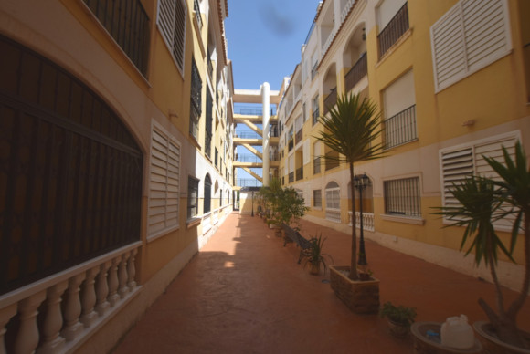 Reventa - Apartamento / piso - Formentera del Segura